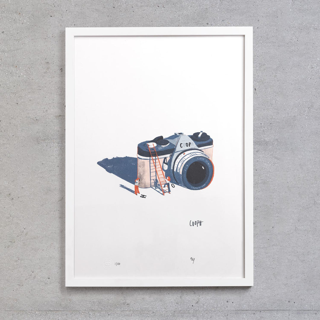 C080024017-art-print_camera-