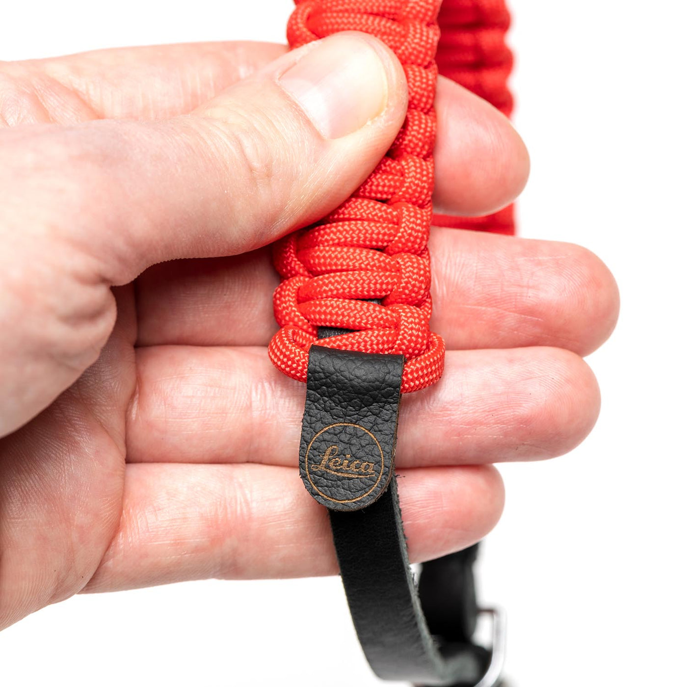A Closer Look at Paracord Blanket/Sleeping Bag Straps 